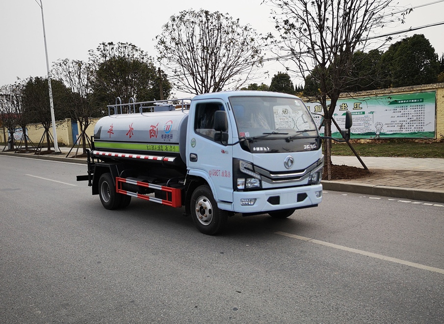 5噸灑水車(chē)-程力東風(fēng)多利卡國(guó)六5立方灑水車(chē)廠(chǎng)家價(jià)格